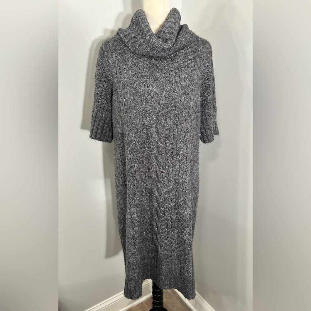 CATO Gray sweater midi dress with shimmery silver threads. Size 18/20W (2X)